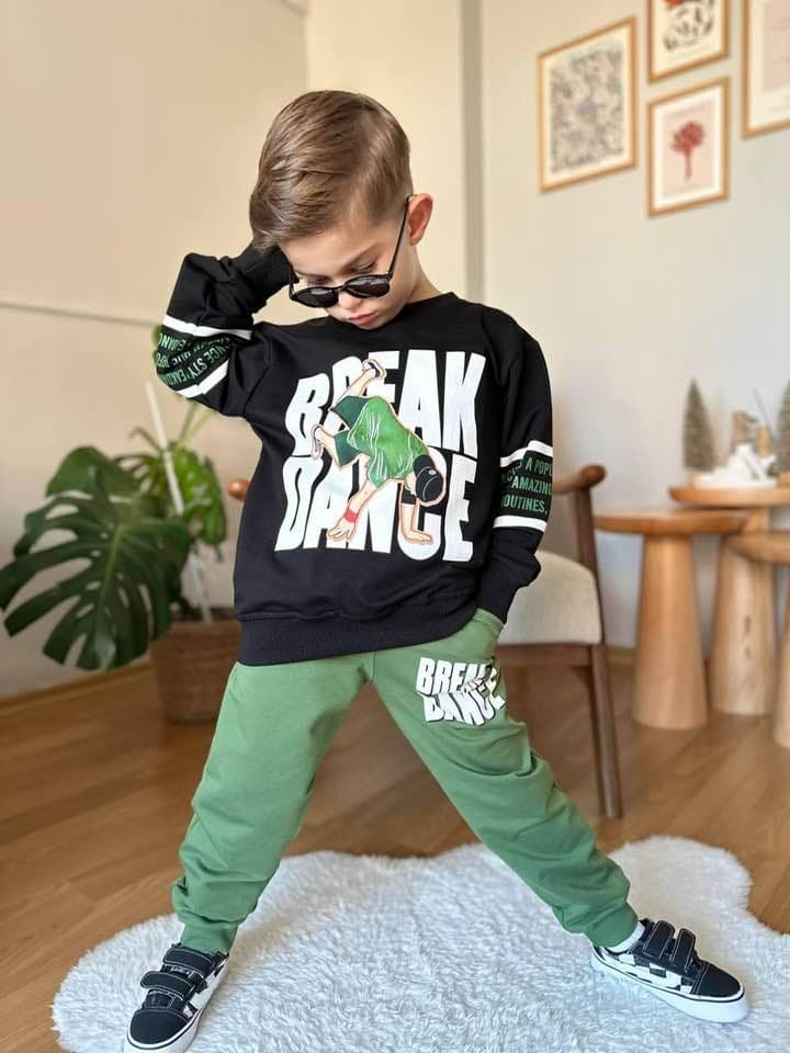 Bavlnená tepláková súprava BRAKE #new25 – zelená Bavlnená tepláková súprava BREAK DANCE #new25 - čierno-zelená – Obrázok 1