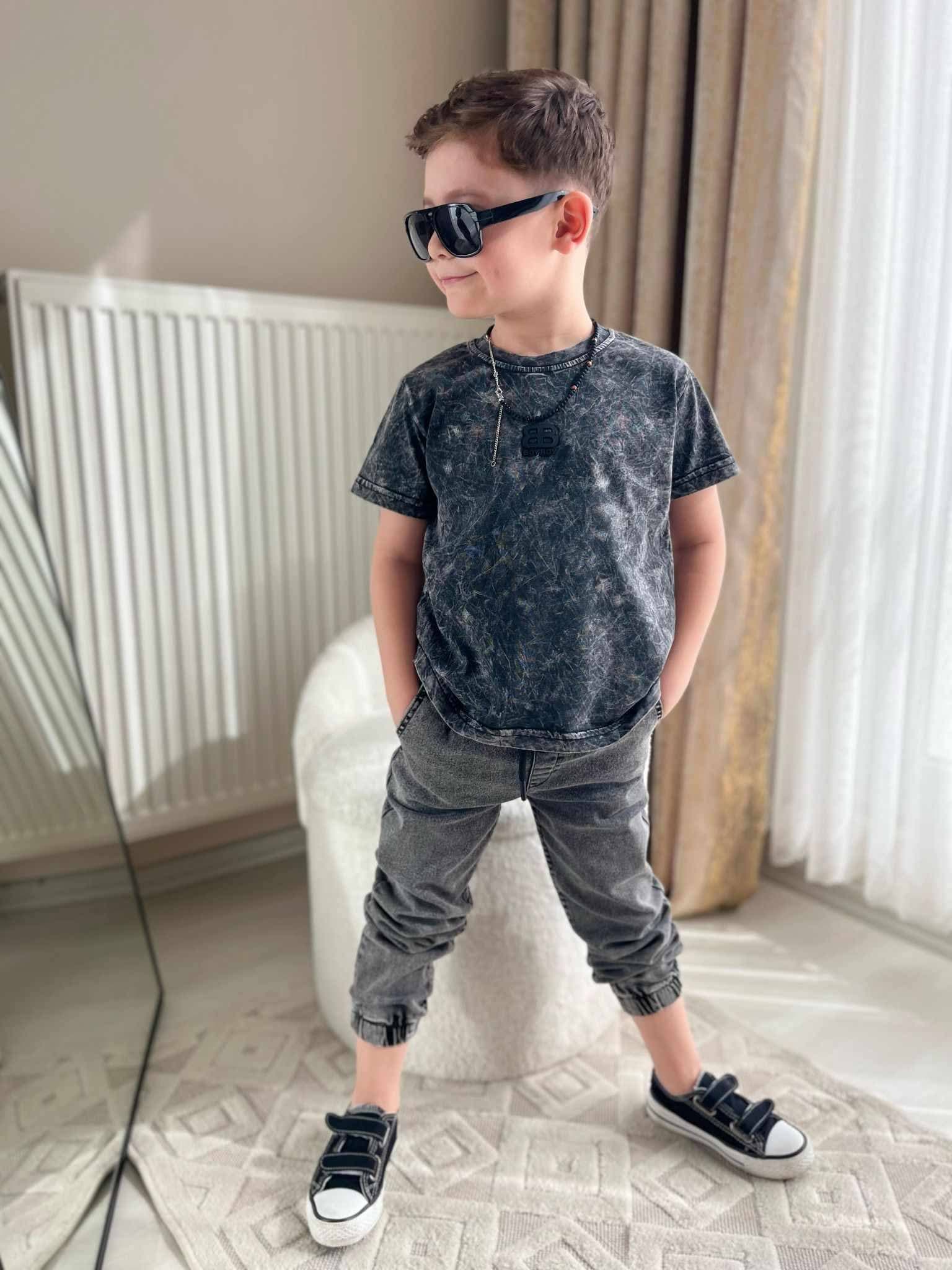 komplet bb style čierny 1 Bavlněná tepláková souprava s džíny BOY BOY #new25 - černá - Obrázek 1